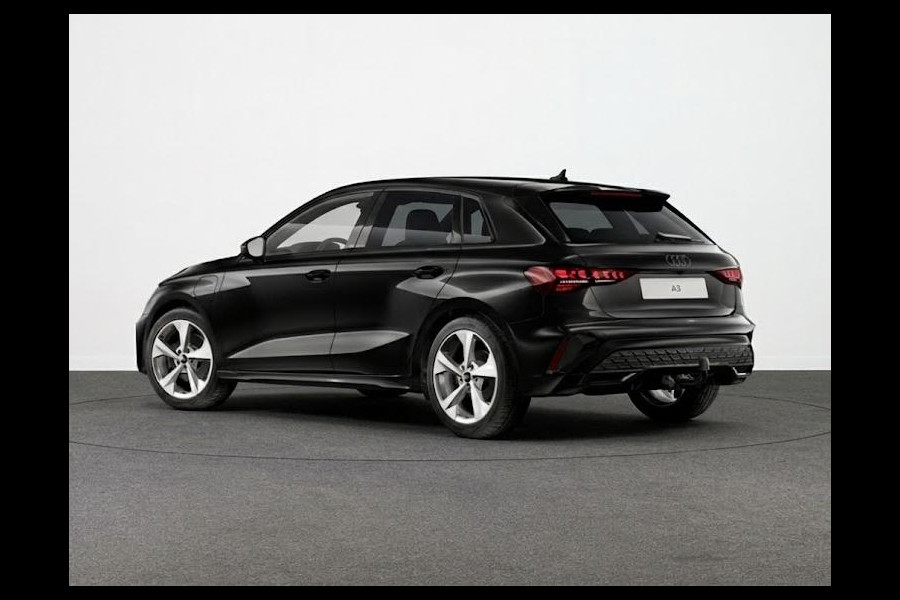 Audi A3 Sportback S edition e-hybrid 204 pk | Techniekpakket plus | Trekhaak | Optiekpakket zwart plus | Warmtewerend glas donker tint |