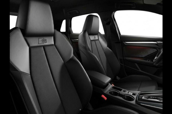 Audi A3 Sportback S edition e-hybrid 204 pk | Techniekpakket plus | Trekhaak | Optiekpakket zwart plus | Warmtewerend glas donker tint |