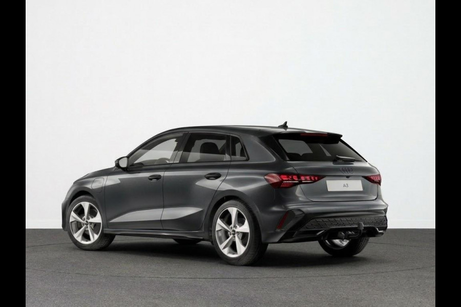 Audi A3 Sportback S edition e-hybrid 204 pk | Techniekpakket plus | Trekhaak | Optiekpakket zwart plus | Warmtewerend glas donker tint |