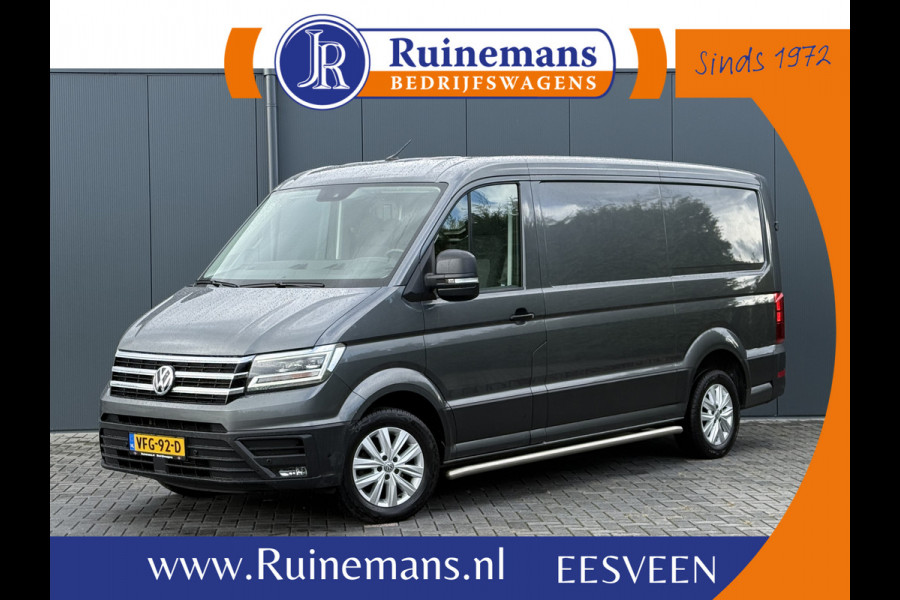 Volkswagen Crafter 2.0 TDI 141 PK AUTOMAAT / L3H2 / HIGHLINE / 3 TONS TREKHAAK / CAMERA / LED / COMFORT STOEL / ADAPTIVE CRUISE / AIRCO