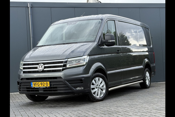 Volkswagen Crafter 2.0 TDI 141 PK AUTOMAAT / L3H2 / HIGHLINE / 3 TONS TREKHAAK / CAMERA / LED / COMFORT STOEL / ADAPTIVE CRUISE / AIRCO
