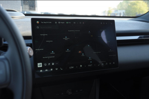 ZEEKR X RWD Long Range 69 kWh Stoelverwarming / 360 graden camera / Panorama dak / Dode hoek sensoren / Elektrisch bedienbare bestuuurdersstoel / Apple Carplay-Android auto