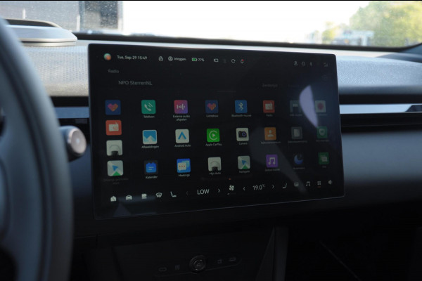 ZEEKR X RWD Long Range 69 kWh Stoelverwarming / 360 graden camera / Panorama dak / Dode hoek sensoren / Elektrisch bedienbare bestuuurdersstoel / Apple Carplay-Android auto