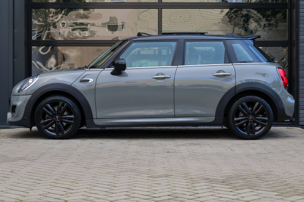 MINI 5-deurs 1.5 Cooper Dalston Edition | JCW | PANO | CARPLAY | KEYLESS | STOELVERWARMING |