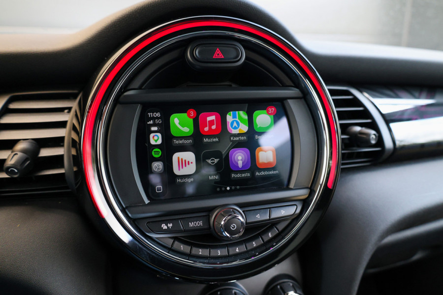 MINI 5-deurs 1.5 Cooper Dalston Edition | JCW | PANO | CARPLAY | KEYLESS | STOELVERWARMING |