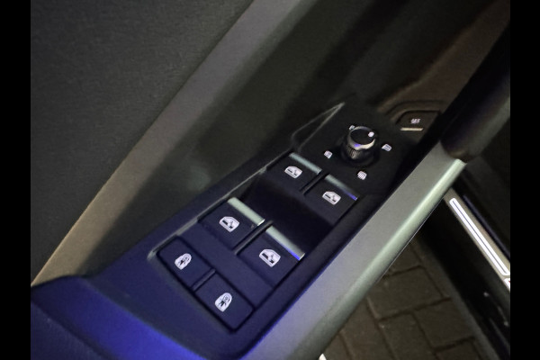 Audi Q3 Sportback 35 TFSI S Line Competiti Pano|Memory|Sonos