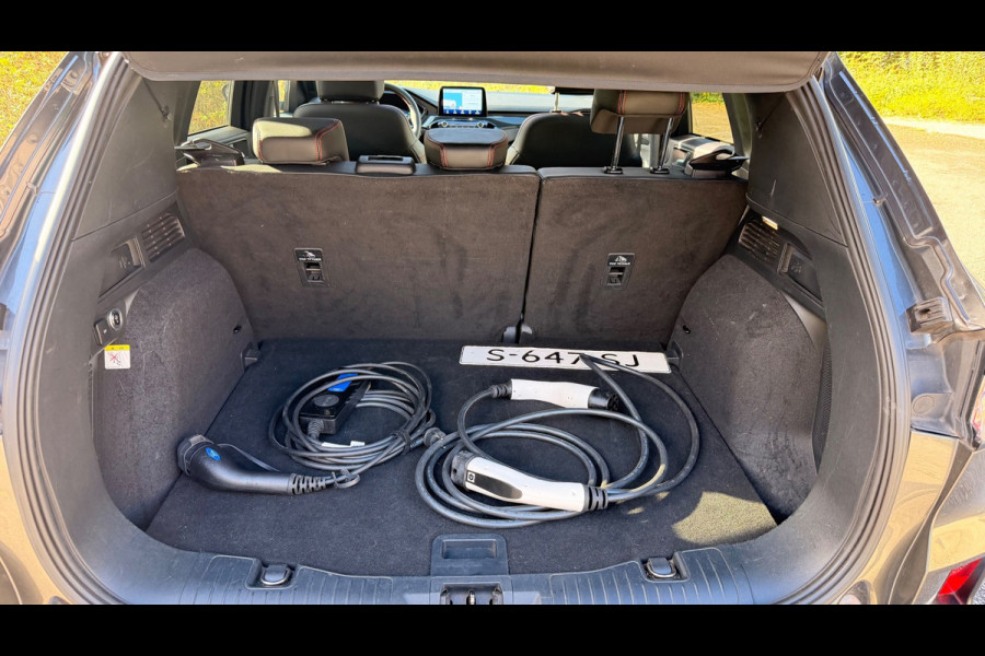 Ford Kuga 2.5 PHEV ST-LINE X PANORAMDAK LEER NAVI CAMERA ELECTR TREKHAAK