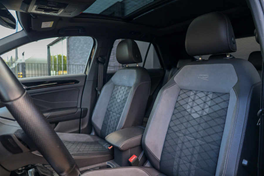 Volkswagen T-Roc 1.5 TSI R-Line | BTW | PANO | IQ-LIGHT | BEATS | ADAPTIEVE DEMPERS | KEYLESS |