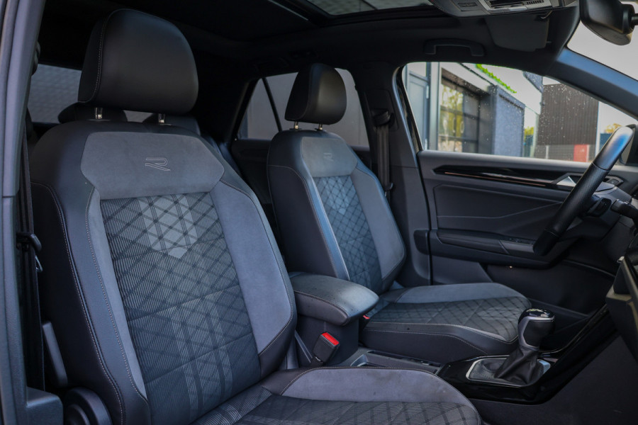 Volkswagen T-Roc 1.5 TSI R-Line | BTW | PANO | IQ-LIGHT | BEATS | ADAPTIEVE DEMPERS | KEYLESS |