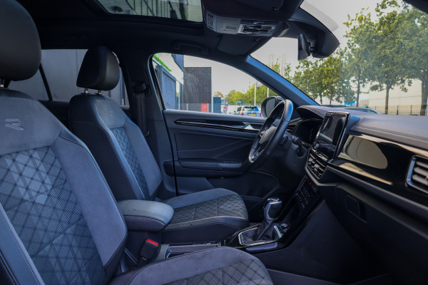 Volkswagen T-Roc 1.5 TSI R-Line | BTW | PANO | IQ-LIGHT | BEATS | ADAPTIEVE DEMPERS | KEYLESS |