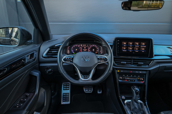 Volkswagen T-Roc 1.5 TSI R-Line | BTW | PANO | IQ-LIGHT | BEATS | ADAPTIEVE DEMPERS | KEYLESS |