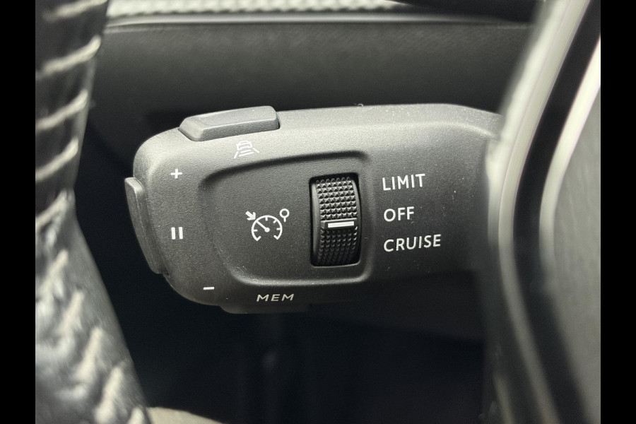 Peugeot 208 1.2 PureTech Allure ✓101pk✓D-riem vv 10-2025✓Dealer Onderhouden✓Carplay✓Draadloze telefoonlader✓360 ° Camera✓Afn Trekhaak✓Navi✓Clima✓Cruise✓Lm velgen✓6 Bak✓Keyless✓Halfleder✓Rijstrooksensor✓Pdc V+A✓N.A.P✓Apk tot 09-2028