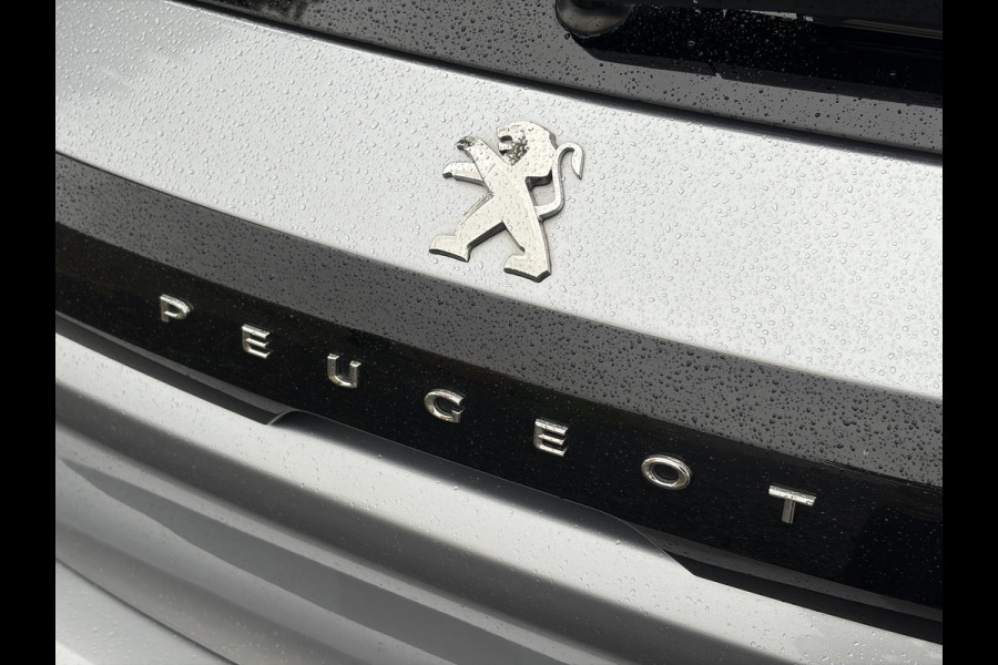 Peugeot 208 1.2 PureTech Allure ✓101pk✓D-riem vv 10-2025✓Dealer Onderhouden✓Carplay✓Draadloze telefoonlader✓360 ° Camera✓Afn Trekhaak✓Navi✓Clima✓Cruise✓Lm velgen✓6 Bak✓Keyless✓Halfleder✓Rijstrooksensor✓Pdc V+A✓N.A.P✓Apk tot 09-2028
