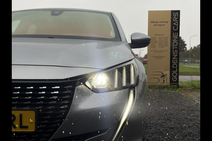 Peugeot 208 1.2 PureTech Allure ✓101pk✓D-riem vv 10-2025✓Dealer Onderhouden✓Carplay✓Draadloze telefoonlader✓360 ° Camera✓Afn Trekhaak✓Navi✓Clima✓Cruise✓Lm velgen✓6 Bak✓Keyless✓Halfleder✓Rijstrooksensor✓Pdc V+A✓N.A.P✓Apk tot 09-2028