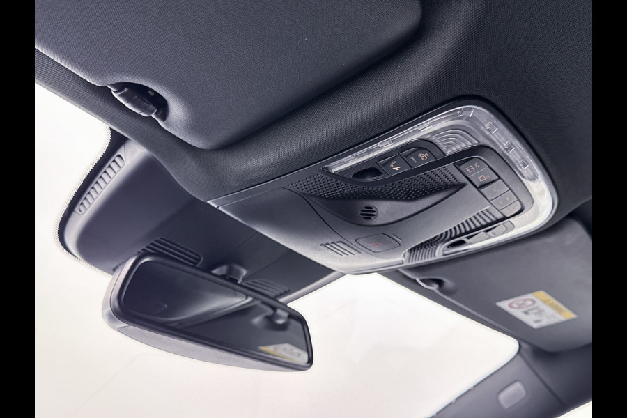 Mercedes-Benz V-Klasse 250d 4-MATIC DC Extra Lang AMG-line Trekhaak 2000kg Dubbele Cabine Leder