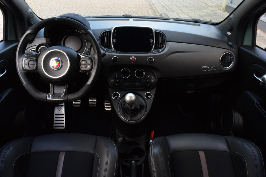 Abarth 500 1.4 T-Jet 180pk|70th Anniversary|1 van 1949
