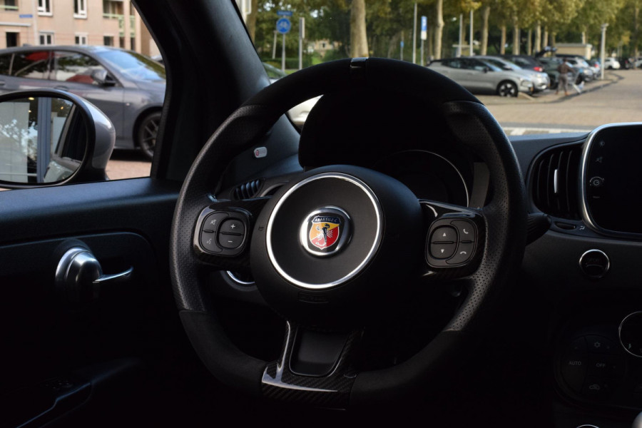 Abarth 500 1.4 T-Jet 180pk|70th Anniversary|1 van 1949