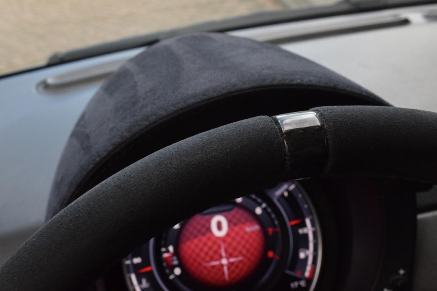 Abarth 695 1.4 T-Jet 180pk|70th Anniversary|1 van 1949