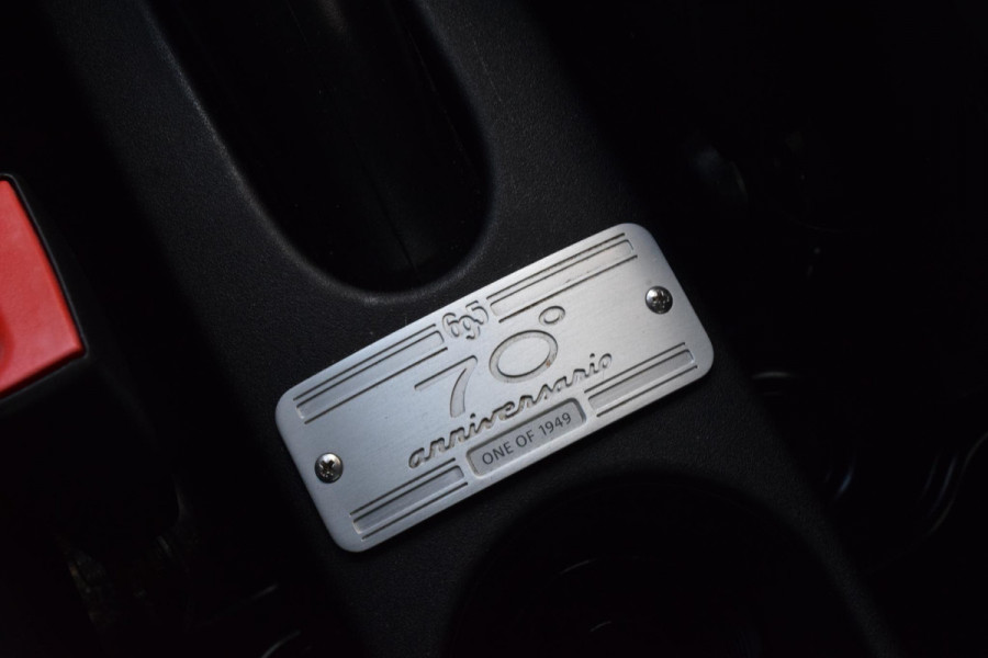 Abarth 695 1.4 T-Jet 180pk|70th Anniversary|1 van 1949