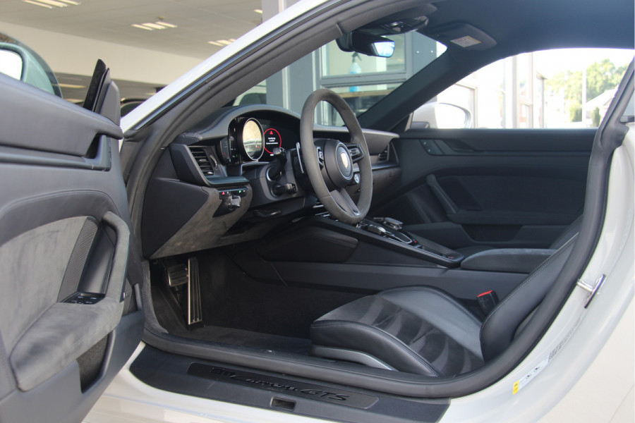 Porsche 911 3.0 Carrera GTS | Sport Chrono | Matrix LED | BOSE | Camera | Keyless