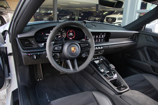 Porsche 911 3.0 Carrera GTS | Sport Chrono | Matrix LED | BOSE | Camera | Keyless