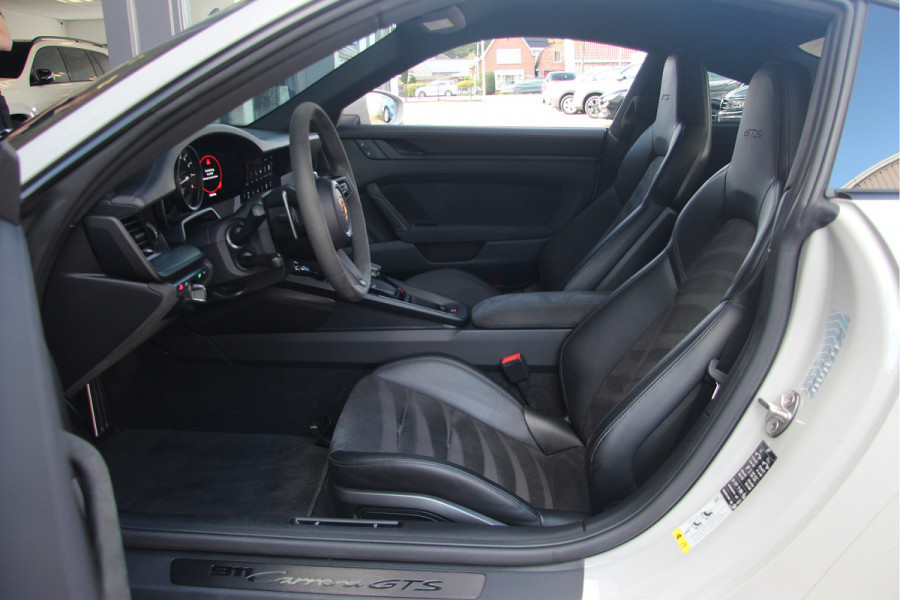 Porsche 911 3.0 Carrera GTS | Sport Chrono | Matrix LED | BOSE | Camera | Keyless