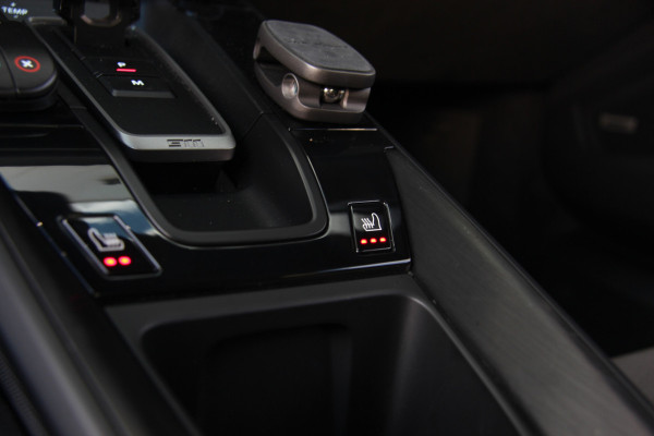 Porsche 911 3.0 Carrera GTS | Sport Chrono | Matrix LED | BOSE | Camera | Keyless