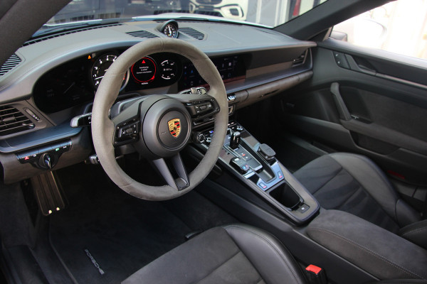 Porsche 911 3.0 Carrera GTS | Sport Chrono | Matrix LED | BOSE | Camera | Keyless
