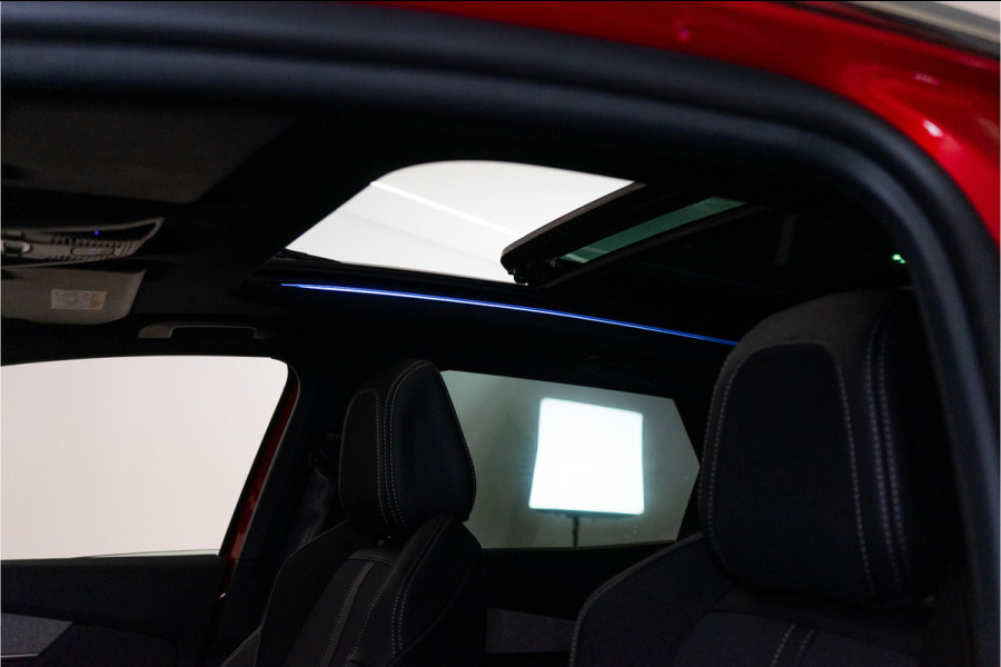 Peugeot 3008 1.6 HYbrid 225 GT 225 PK | Plug-in Hybrid | Panoramadak | ACC | Rouge Ultimate | Sfeer | VOL! 12 MND Garantie