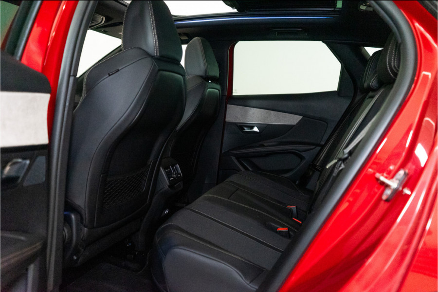 Peugeot 3008 1.6 HYbrid 225 GT 225 PK | Plug-in Hybrid | Panoramadak | ACC | Rouge Ultimate | Sfeer | VOL! 12 MND Garantie