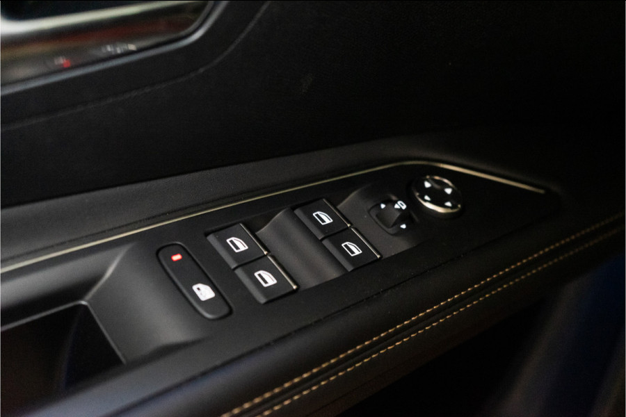Peugeot 3008 1.6 HYbrid 225 GT 225 PK | Plug-in Hybrid | Panoramadak | ACC | Rouge Ultimate | Sfeer | VOL! 12 MND Garantie
