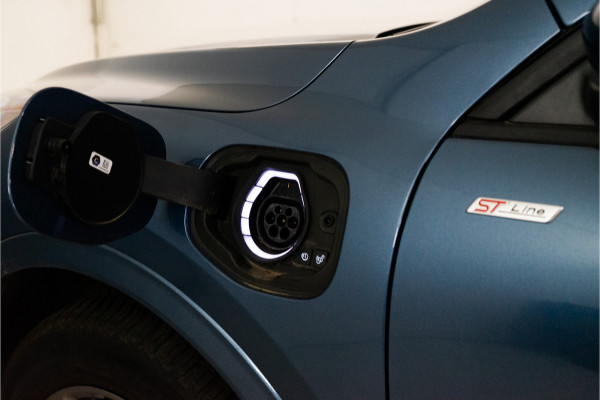 Ford Kuga 2.5 PHEV ST-Line 225 PK | Automaat | ACC | BLIS | Park Assist | Blue Metallic | 12 MND Garantie