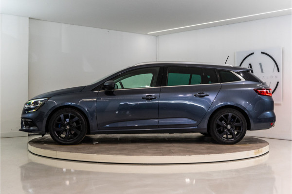 Renault Mégane Estate 1.3 TCe Bose 141PK NL AUTO+NAP | Trekhaak | Camera&Aut. Inparkeren | Blind Spot | Titanium Grey
