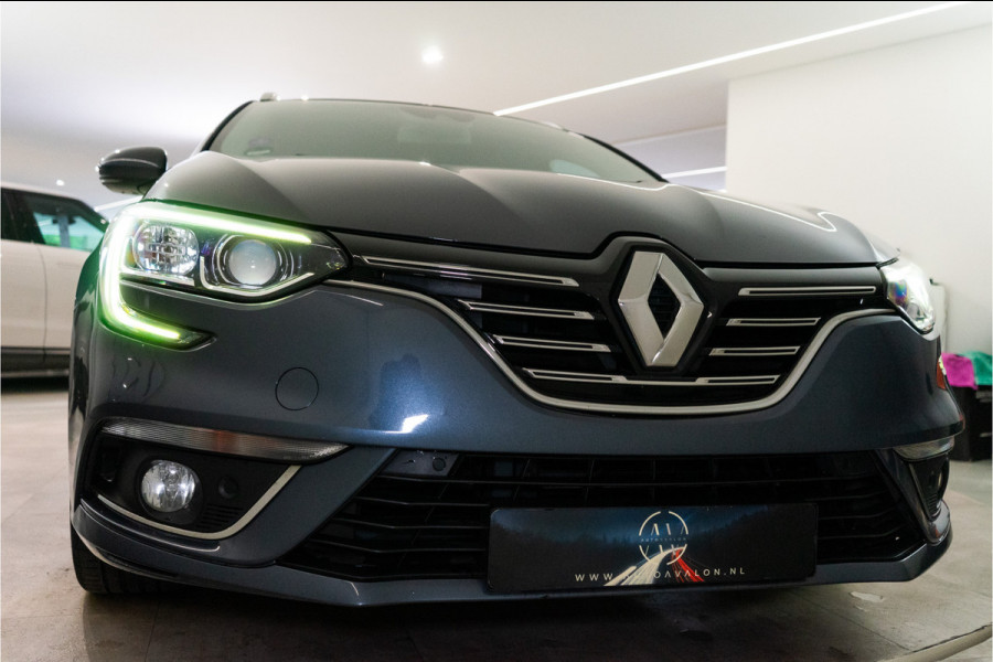 Renault Mégane Estate 1.3 TCe Bose 141PK NL AUTO+NAP | Trekhaak | Camera&Aut. Inparkeren | Blind Spot | Titanium Grey