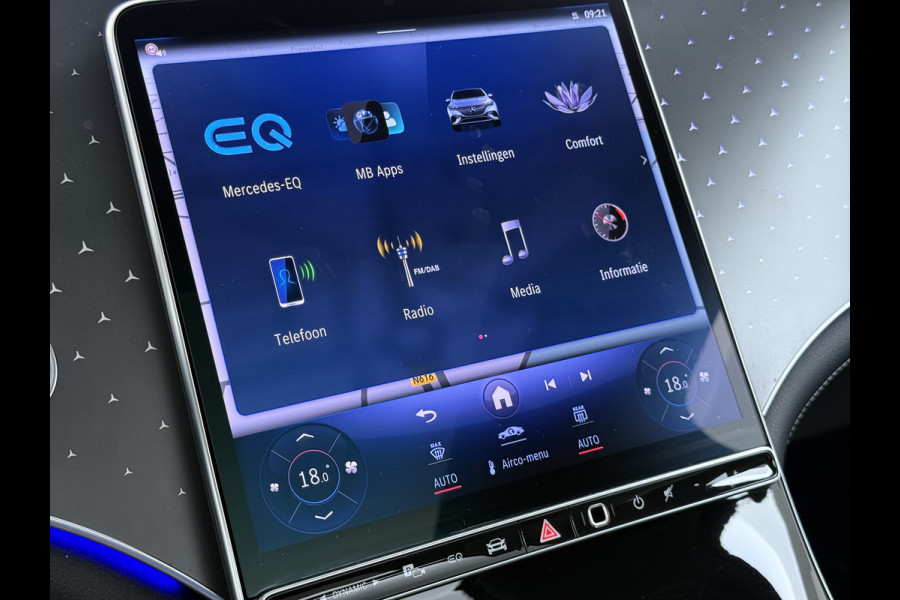 Mercedes-Benz EQE SUV EQE SUV 300 AMG Line 91 kWh | Airmatic Achteras Pano Trekhaak Burmester Ventilatie 4x Stoelverwarming
