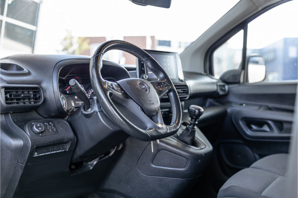 Opel Combo 1.5D | CarPlay | Cruise control | Stuurwielverwarming | 3-Zitter | Airco | DAB | Nieuwe APK
