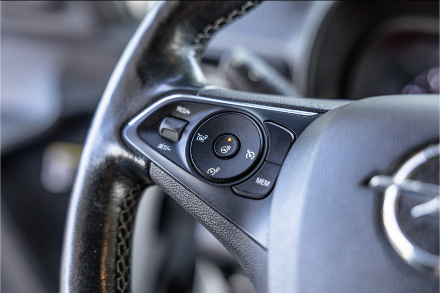 Opel Combo 1.5D | CarPlay | Cruise control | Stuurwielverwarming | 3-Zitter | Airco | DAB | Nieuwe APK