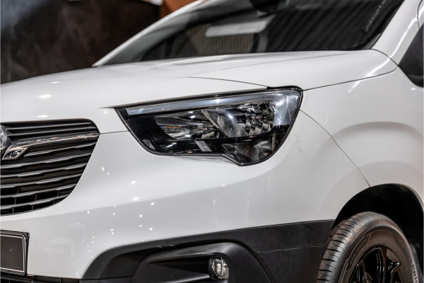 Opel Combo 1.5D | CarPlay | Cruise control | Stuurwielverwarming | 3-Zitter | Airco | DAB | Nieuwe APK