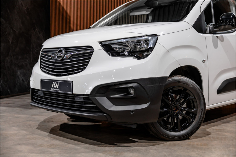 Opel Combo 1.5D | CarPlay | Cruise control | Stuurwielverwarming | 3-Zitter | Airco | DAB | Nieuwe APK