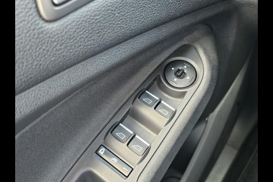 Ford C-MAX 1.0 Titanium 125 pk | 2de eigenaar | Trekhaak | Navigatie | Cruise control | Bluetooth | PDC etc.