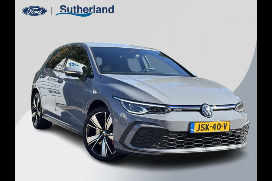 Volkswagen Golf 1.4 eHybrid GTE PHEV 244pk Adaptieve Cruise | Achteruitrijcamera | Apple Carplay/Android Auto | Stoelverwarming | Rode remklauwen