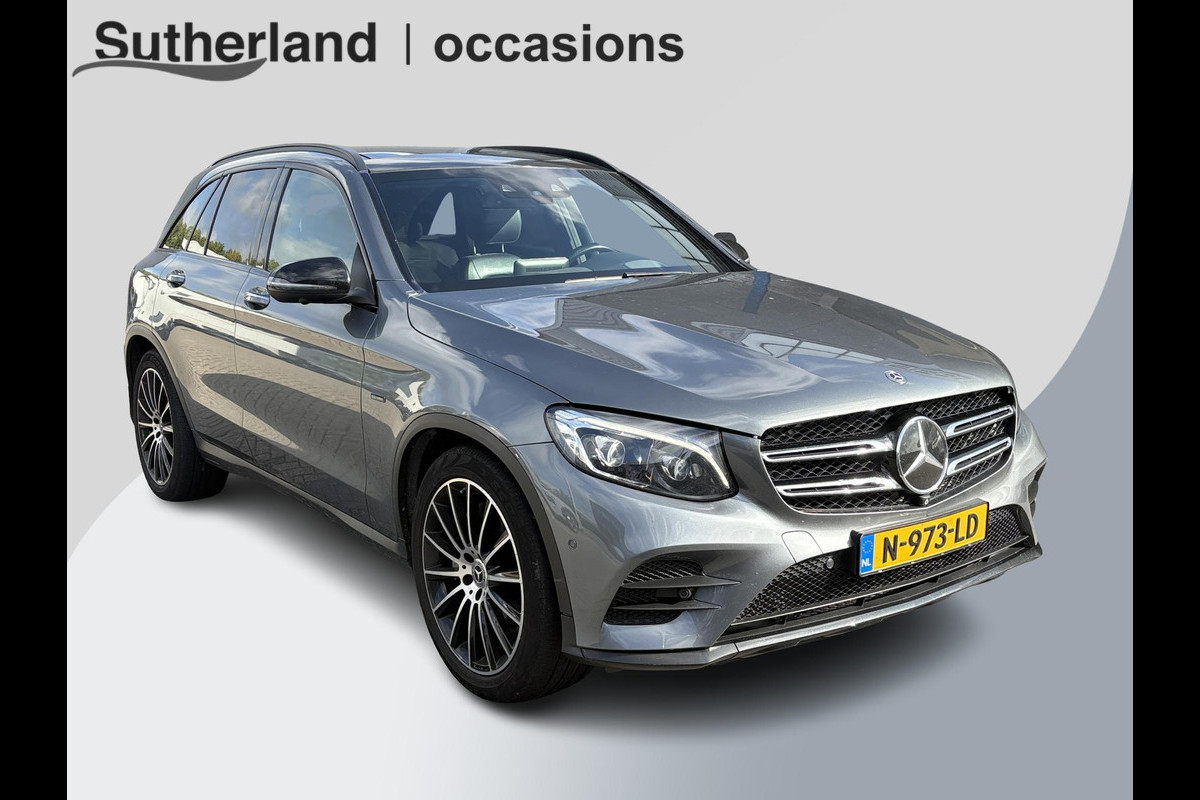 Mercedes-Benz GLC 350e 4MATIC Premium Plus | AMG Pakket | Trekhaak | Panoramadak | Elek. Verstelbare Stoelen | Luchtvering |