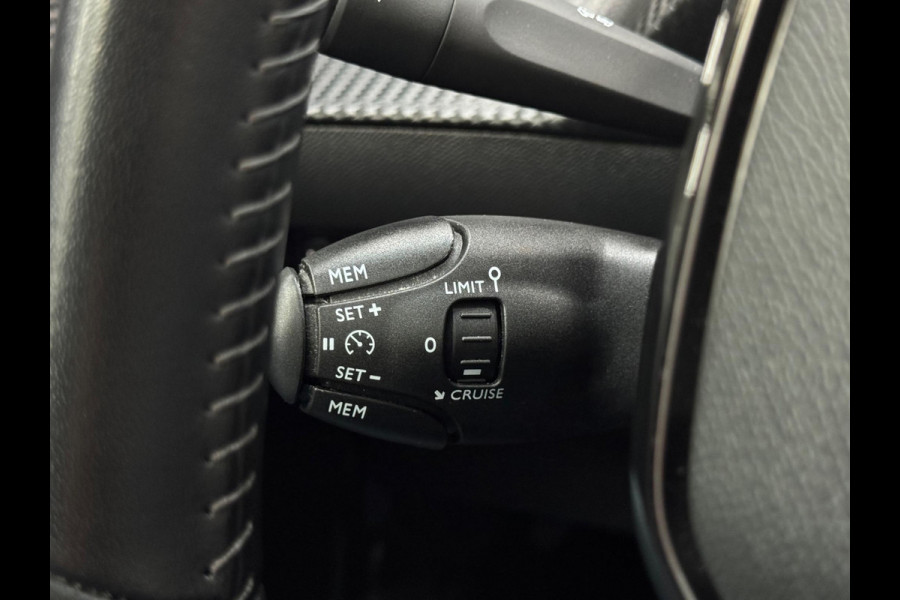 Peugeot 208 1.2 PT 100 Allure | Panoramadak | Apple Carplay | Parkeercamera | Prijs is rijklaar incl. garantie