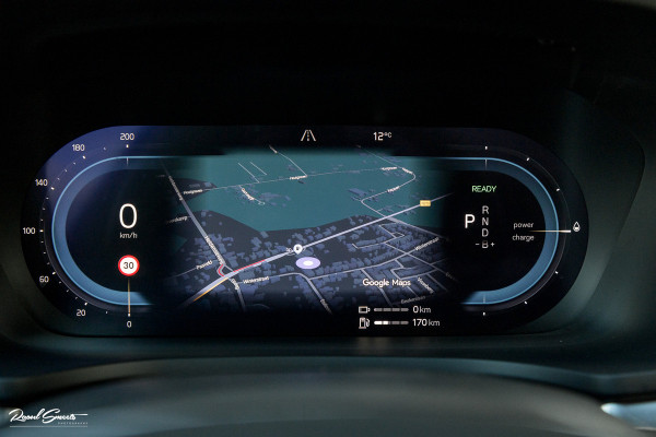 Volvo V60 2.0 T8 Plug-in hybrid AWD Ultimate Dark | Zwenkbare trekhaak | Panoramadak | Adaptieve cruise | Memory | Harman Kardon |
