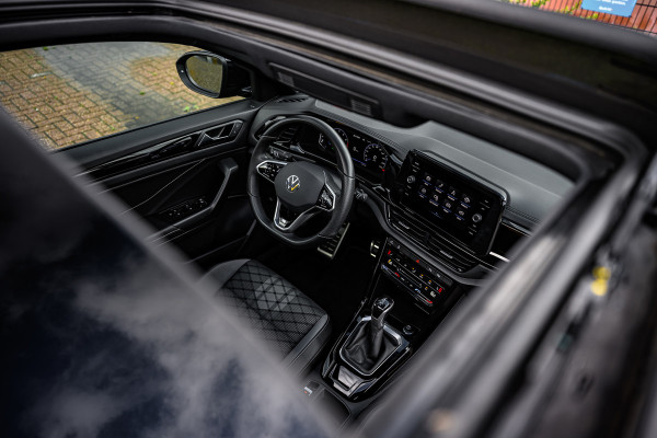 Volkswagen T-Roc 1.5 TSI R-Line Pano/Matrix/Camera/Keyless/ACC
