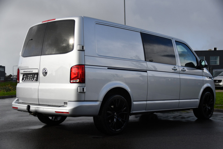 Volkswagen Transporter 2.0 TDI L2H1 DC PB Edition MARGE! Cruise, Carplay, Airco, 150pk, Sensoren, Trekhaak, Multimedia, Automaat, Uniek!