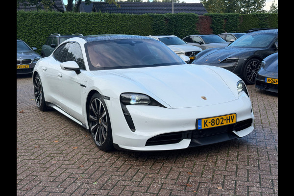 Porsche Taycan Turbo 93 kWh / Panoramadak / 360Camera / Head-up / Burmester / Luchtvering / 20'' / InnoDrive / Sportchrono+Design / Keyless / Adaptieve Stoelen / Dodehoek / DAB / Warmtepomp
