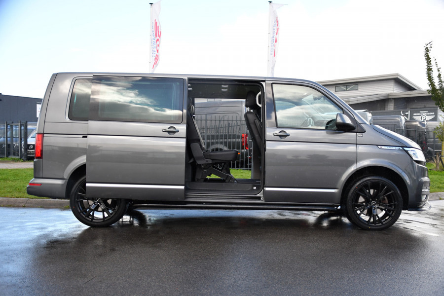 Volkswagen Transporter 2.0 TDI L2H1 30 DC Caravelle FULL OPTIONS! Adaptieve Cruise, Camera, Carplay, 2 x Schuifdeur, Leder, LED, 204pk, Automaat, Clima, Stoelverwarming, Uniek!