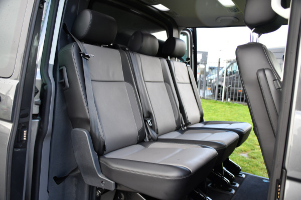Volkswagen Transporter 2.0 TDI L2H1 30 DC Caravelle FULL OPTIONS! Adaptieve Cruise, Camera, Carplay, 2 x Schuifdeur, Leder, LED, 204pk, Automaat, Clima, Stoelverwarming, Uniek!