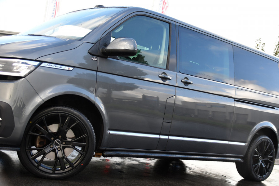 Volkswagen Transporter 2.0 TDI L2H1 30 DC Caravelle FULL OPTIONS! Adaptieve Cruise, Camera, Carplay, 2 x Schuifdeur, Leder, LED, 204pk, Automaat, Clima, Stoelverwarming, Uniek!